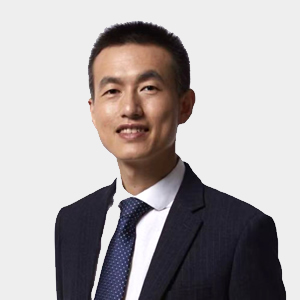 梁彦强近照